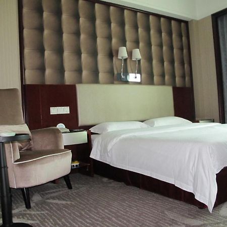 Guangzhou Nanfang Yiyuan Hotel Buitenkant foto